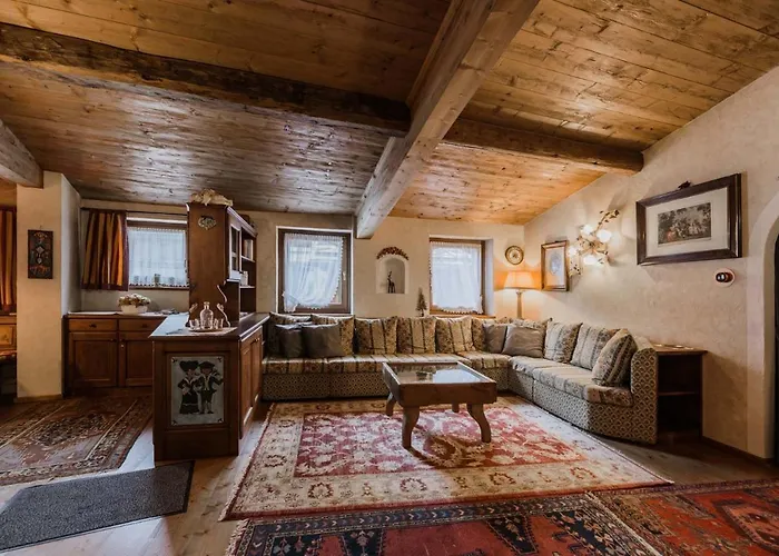 Cesa Linda By Ama Val Di Fassa